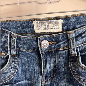 Low Waisted, Dark Denim Jeans 🤍